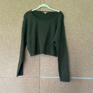 Anama size M cropped olive sweater